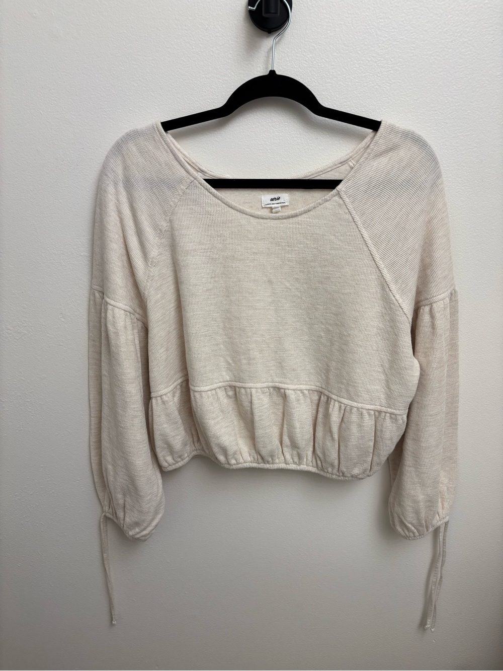 Aerie Endless Summer Lightweight Cropped Sweatshirt Balloon Sleeves Cream Medium